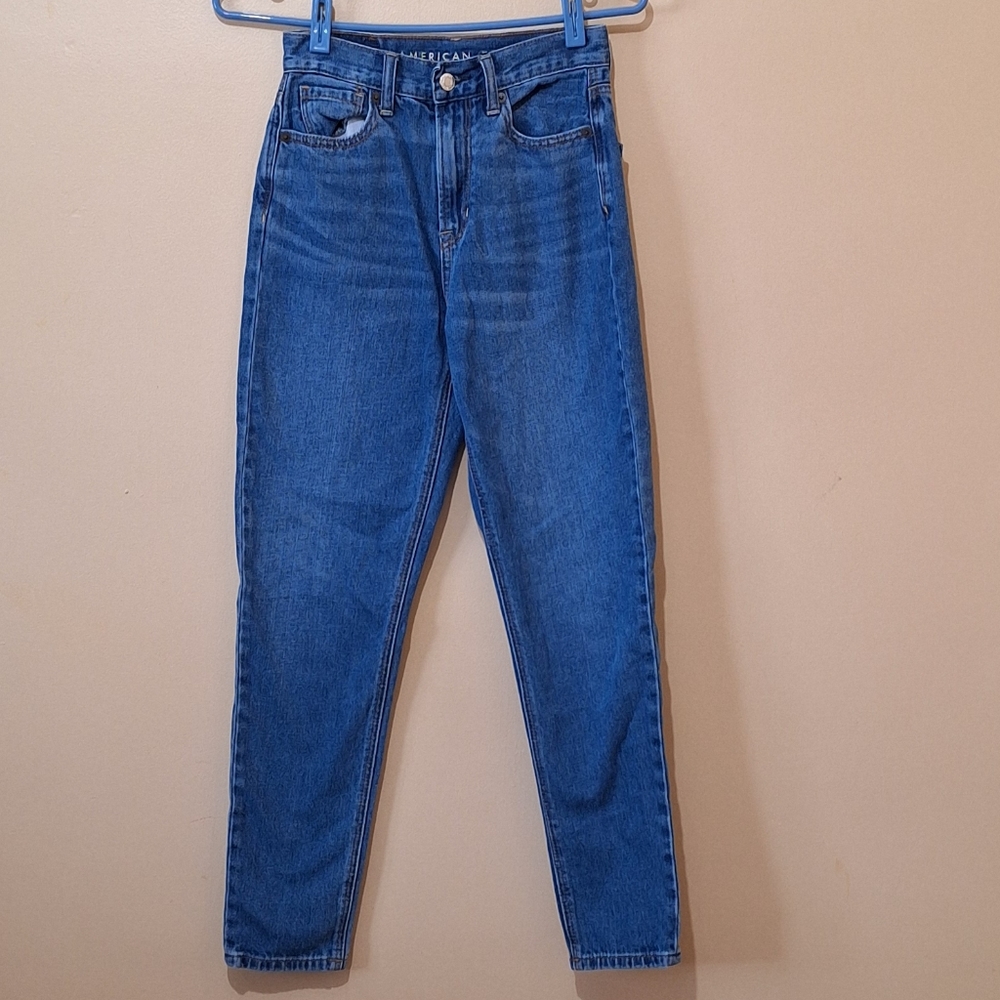American Eagle Mom Jeans